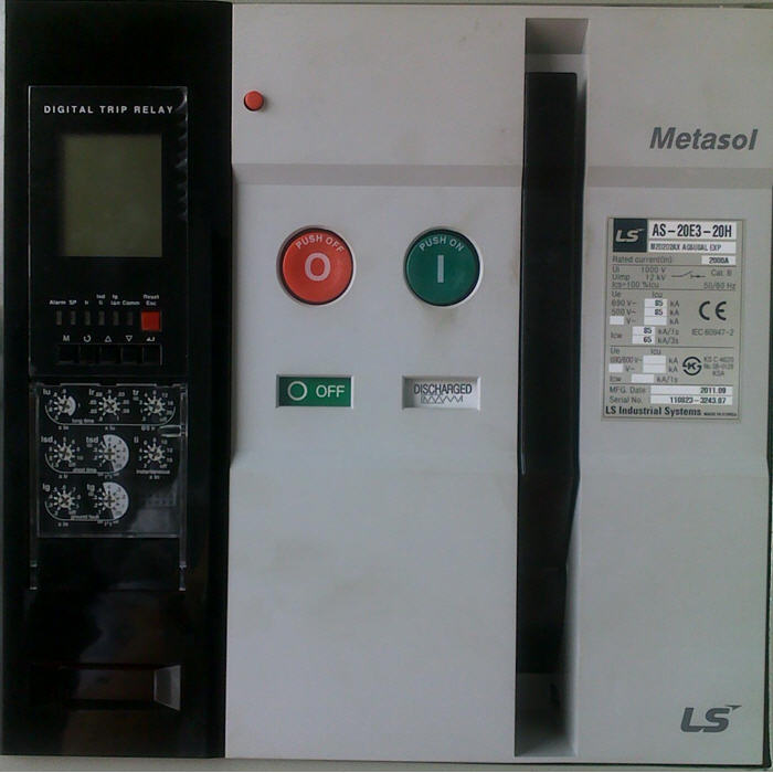 Ас лс. Автомат Metasol as 2500. Автоматический воздушный выключатель Metasol as-25e3-25a m2d2d2bx ac6u0al. Стационарный автоматический выключатель Metasol 2000 а. As20 d3 Metasol.